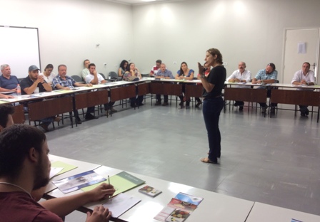 5º-curso-ovinos-defumado-IZ-Dra-5o-curso-ovinos-defumado-IZ-Dra Sarita-Gallo160317