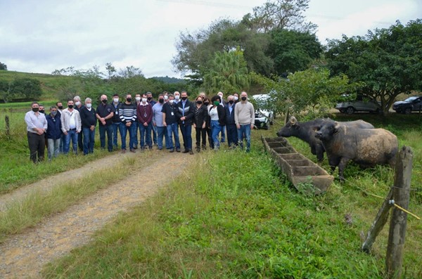 Visita-SAA_ItamarBorges_IZ-RegistroSP_1_180621.jpg